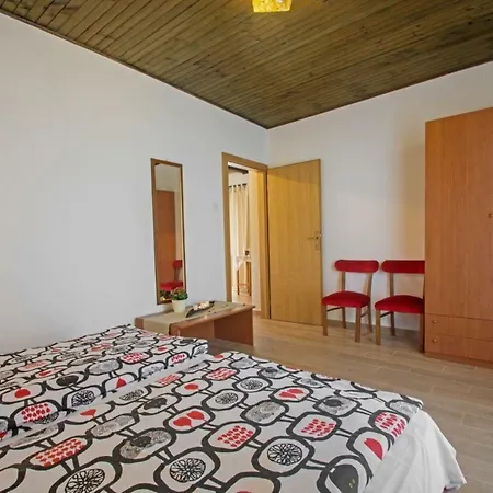 Rea Apartment *